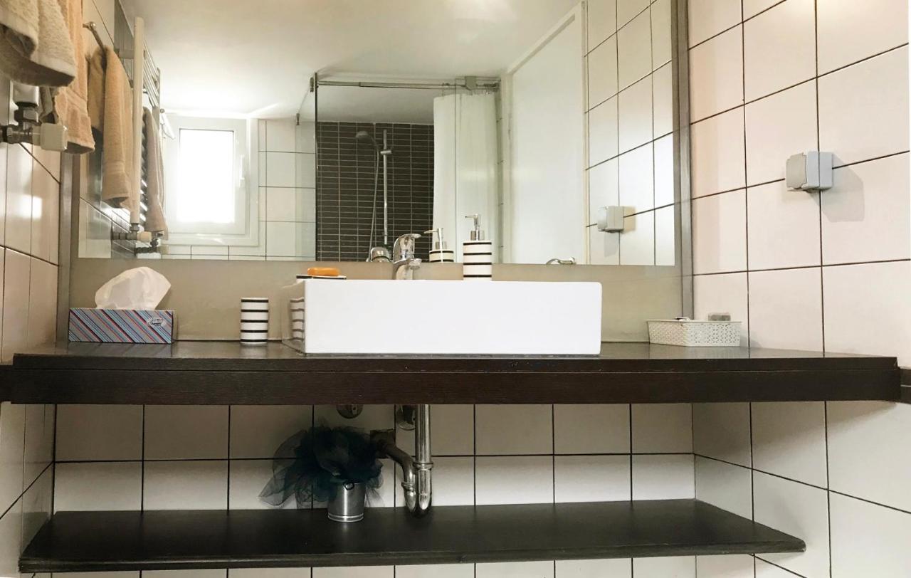 By Foot: Perfect Flat With Terrace